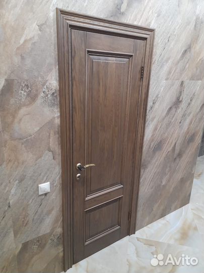 Двери из массива дуба