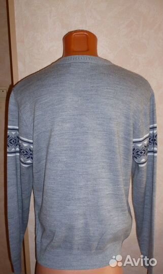 Свитер мужской