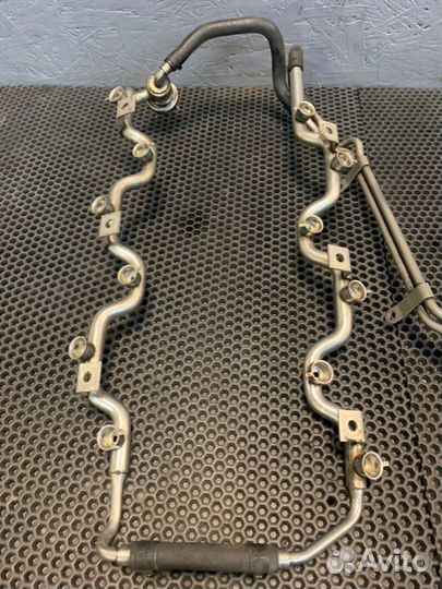 Топливная рейка Bentley Continental Flying Spur