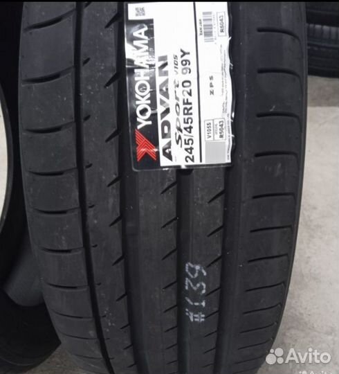 Yokohama Advan Sport V105S 245/45 R20 и 275/40 R20 102Y