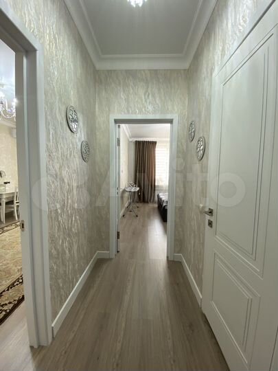 2-к. квартира, 50 м², 10/15 эт.