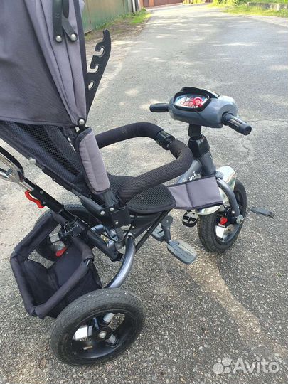 Трехколесный велосипед