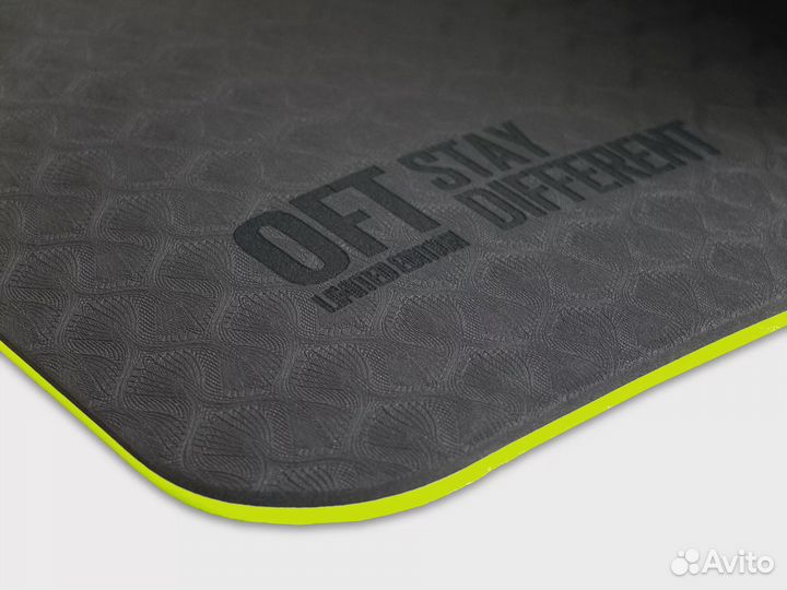 Коврик для йоги 10 мм двухслойный TPE черно-зелены