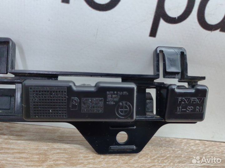 Кронштейн крыла правый Bmw 3 F30 N55B30 2013