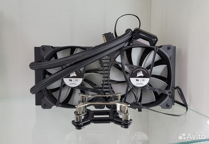 Система водяного охлаждения Corsair CW-9060026-WW