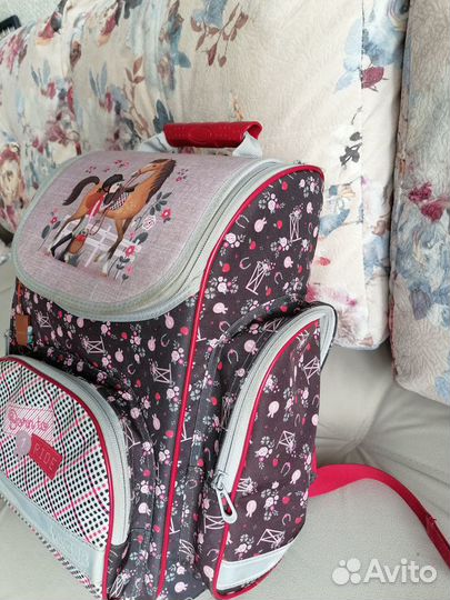 Рюкзак школьный для девочки