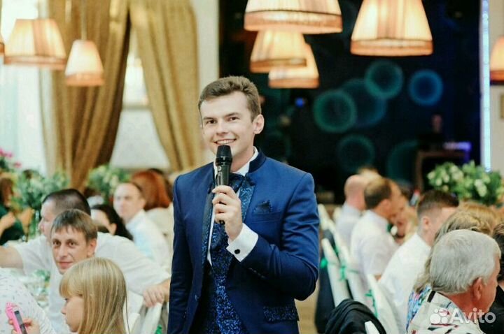 Ведущий+DJ с аппаратурой на мероприятие 