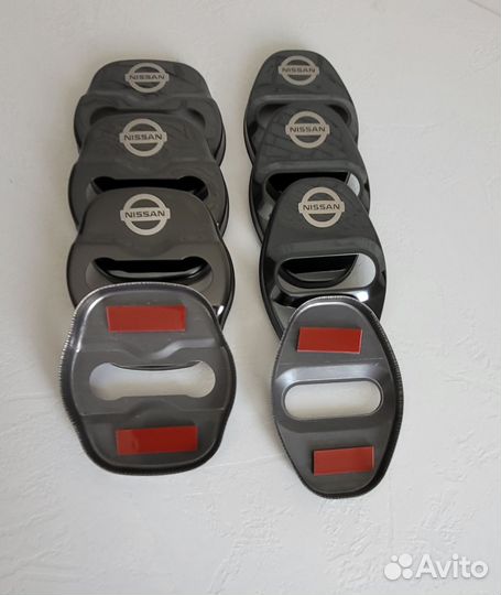 Накладки на дверные замки (концевики) Nissan