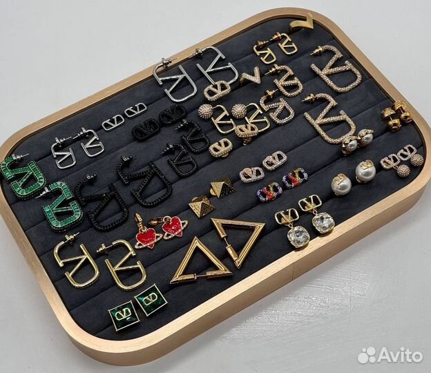 Valentino серьги в ассортименте