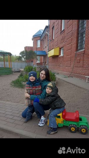 Няня для детей на выходные