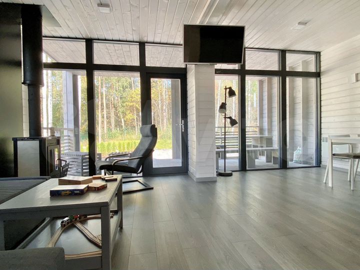 Коттедж 98 м² на участке 10 сот.