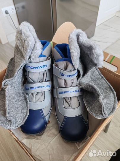 Ботинки лыжные