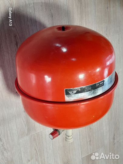 Гидроаккумулятор zilmet CAL-PRO 12