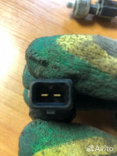 Датчик детонации Mercedes-Benz C-Class W203 M111