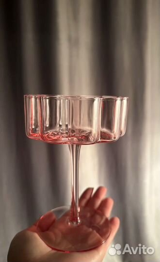 Бокалы для вина и коктейли