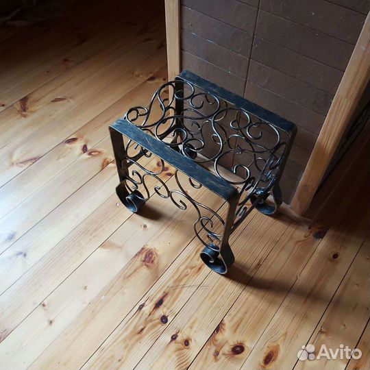 Кованый пуф