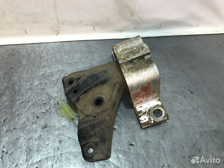 Подушка двигателя передняя правая Renault Logan