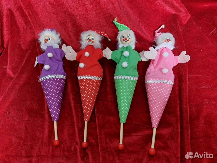 Игрушки для детей - клоун