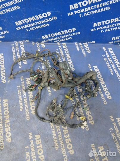 Проводка подкапотная Honda Fit хэтчбек L13A 2003