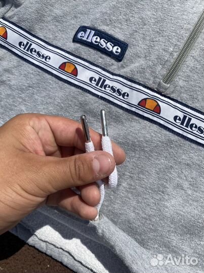 Укороченое Кроп Худи Ellesse с лампасами