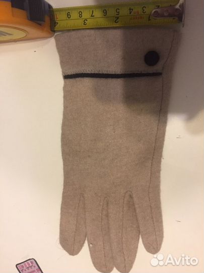 Женские перчатки бежевые