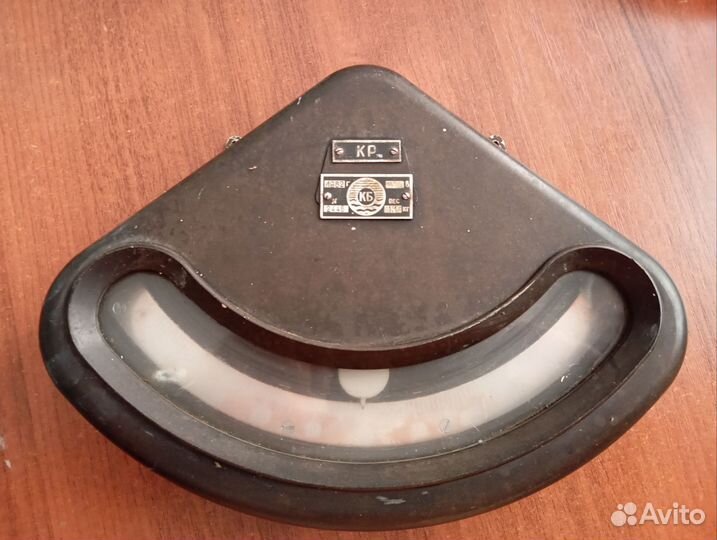 Кренометр судовой