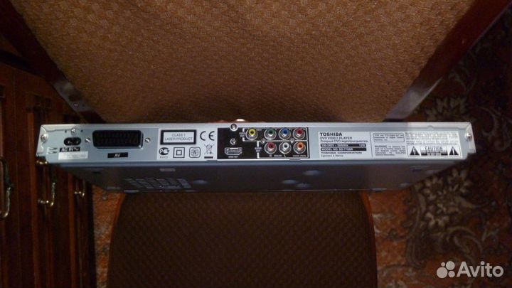 DVD-плеер Toshiba SD-770 SR Toshiba