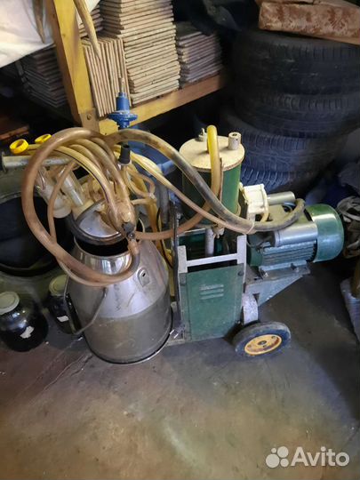 Продаётся доильный аппарат для коз.Торг уместен