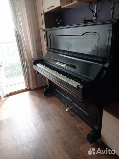 Продаю, вернее, отдаю пианино