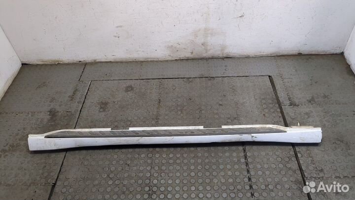 Подножка Mitsubishi Pajero / Montero, 2006