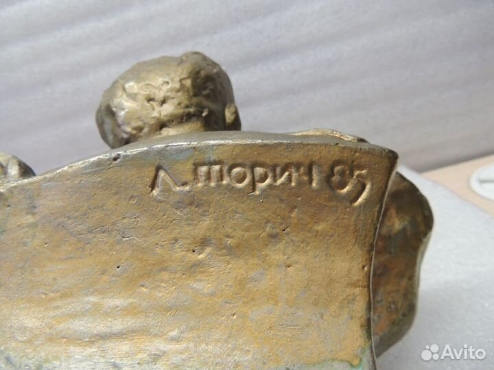 Бюст П.И. Чайковский, Ск. Л. Торич. 1985 год. Силу