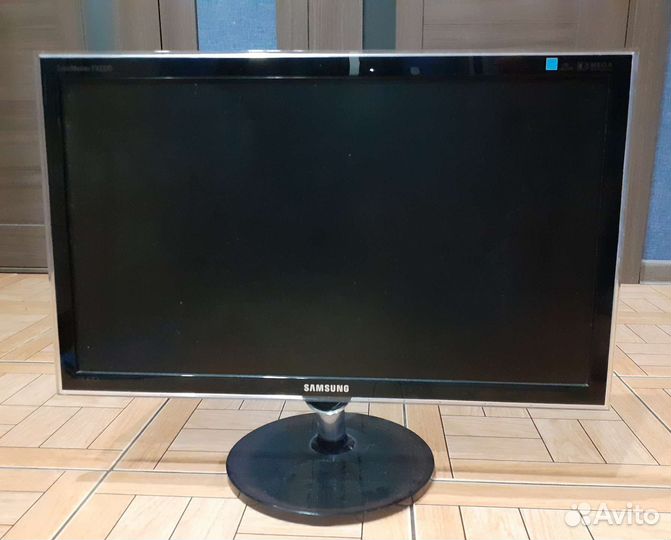Монитор Samsung
