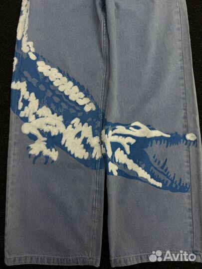 Джинсы Lacoste с крокодилом