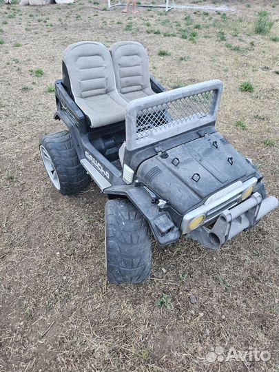 Джип Peg Perego