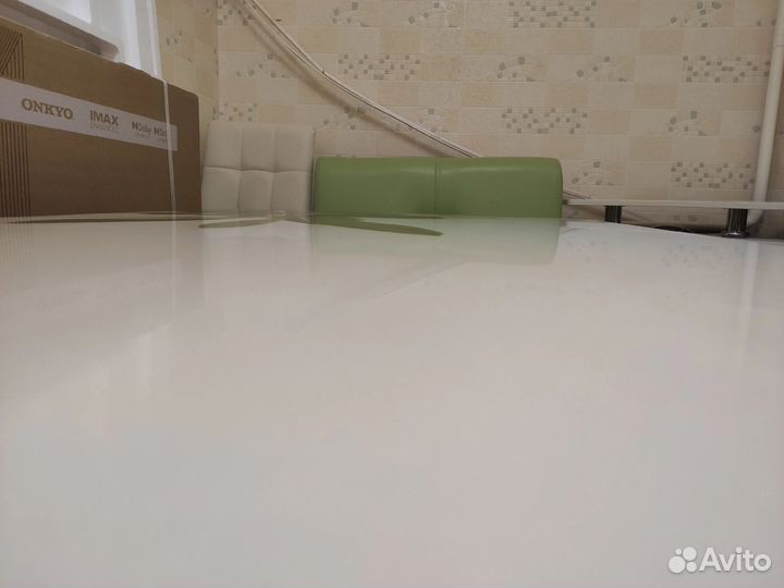 Стол