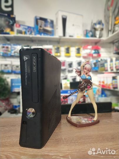 Xbox 360 Slim 320 + 5 подарков (магазин,гарантия)