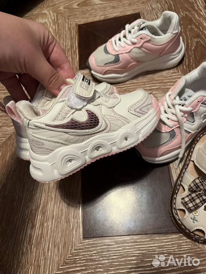 Обувь для девочки 22-23р