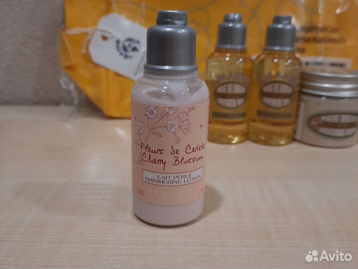 Набор косметики Loccitane