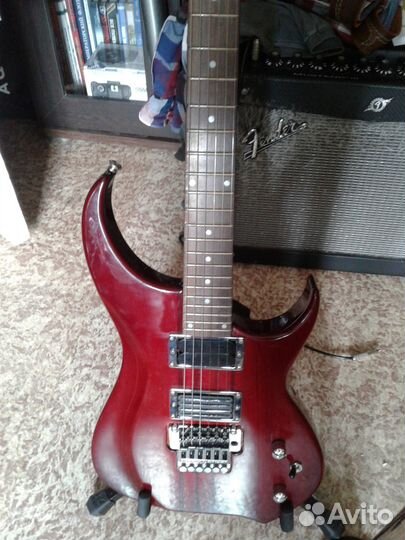 Электрогитара Jay Turser Cobra