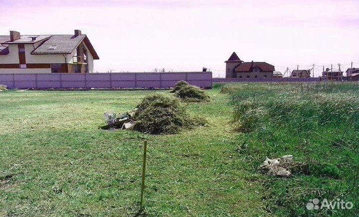 Покос травы триммером
