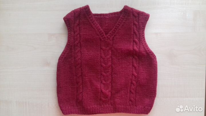 Жилет вязаный на рост до 98см