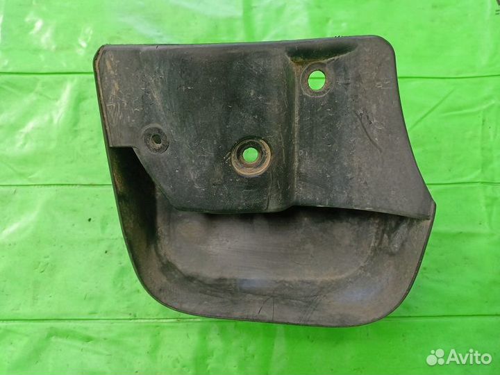 Брызговик задний оригинал Subaru Forester SH5 2008