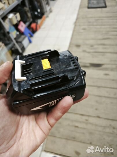 Аккумулятор Макита 18в 6а/ч