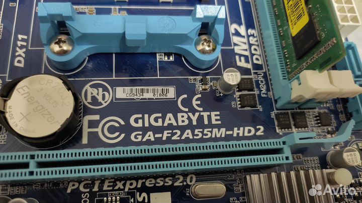 Комплект 4 ядра / 8Гб озу / материнская плата