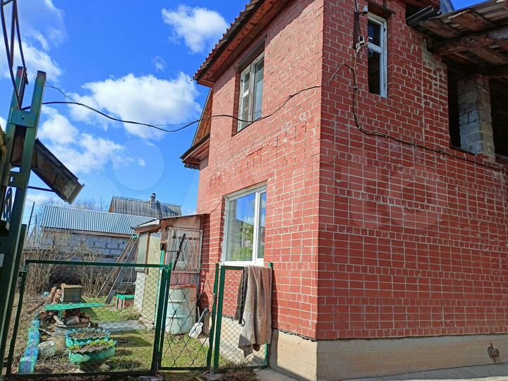 Дом 98,5 м² на участке 19 сот.