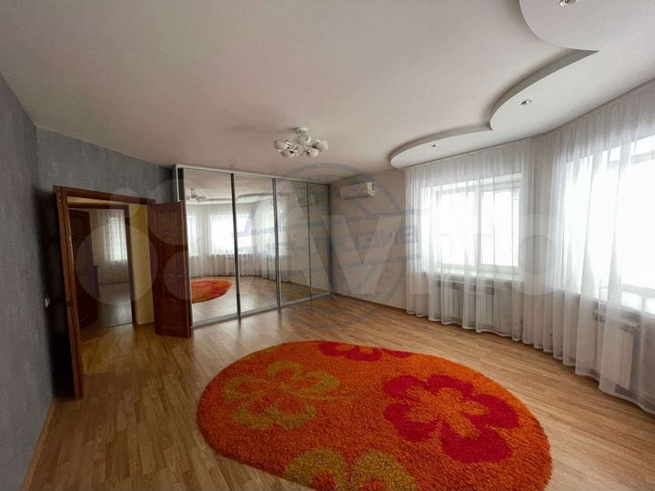 3-к. квартира, 97,5 м², 8/10 эт.