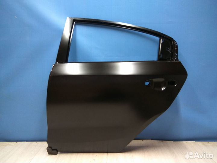 Дверь задняя левая Kia Rio 4