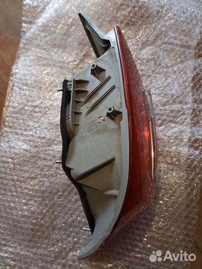 Фонарь задний правый toyota Camry 50