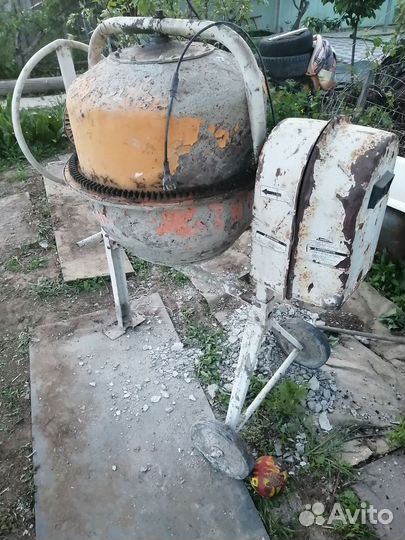 Бетономешалка бу 180 л