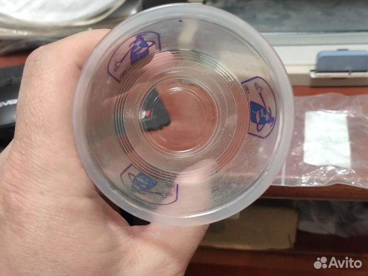 Одноразовые стаканы пластиковые